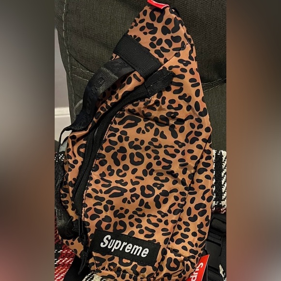 Supreme Handbags - Supreme sling bag